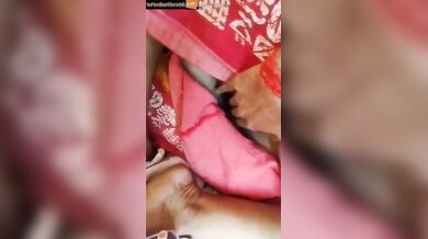 Gujarati hubby exposing wifes hairy chut candaulism video