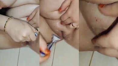Sexy aunty shaving pussy lovers birthday